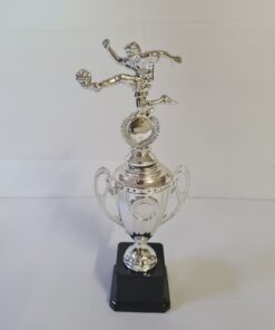 גביע כסף שחקן כדורגל  בועט