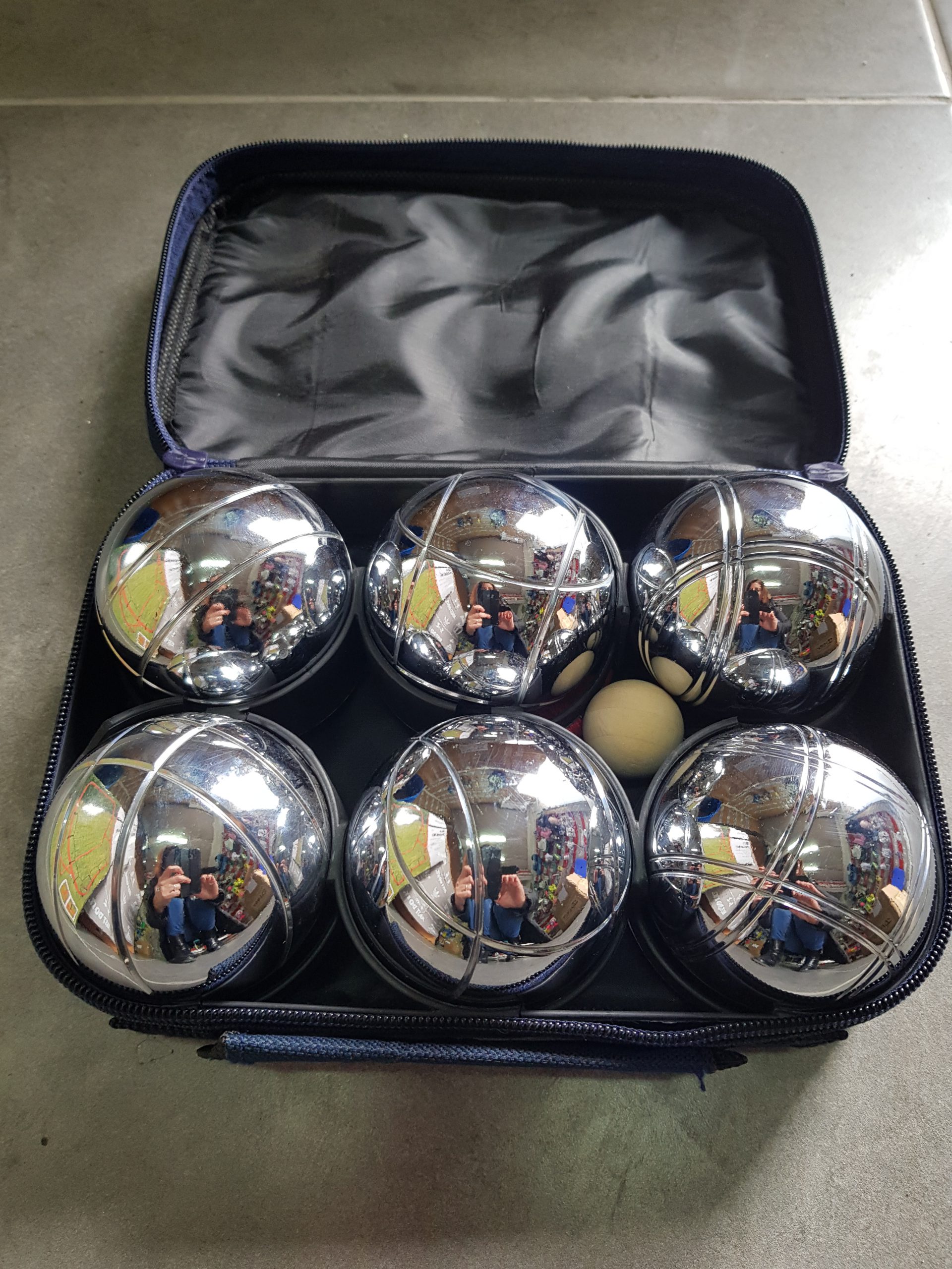 ערכת משחק כדורי פטאנק לאימון בוגרים ערכת משחק כדורי פטאנק לאימון בוגרים