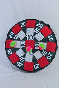 קליעה למטרה מתנפח + 3 כדורים 60 ס'מ 2004