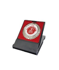 מדליה כדורגל במעמד כחול/אדום