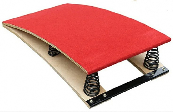 מקפצה קפיצית מרופדת להתעמלות קרקע