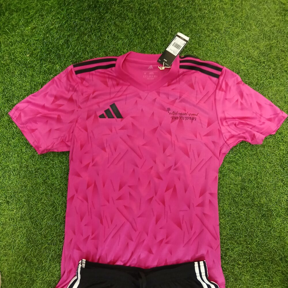 חליפת כדורגל אדידס
